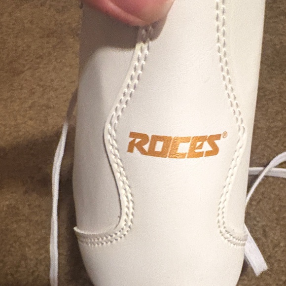 Roces Ice Skates - Picture 3 of 3